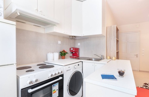 Old Town Apartment | Corfu Charm | Chic, Central, Convenient! | Fast WiFi
