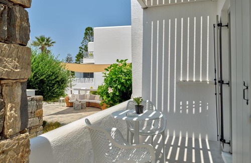 Naousa Apartment | Corina Studios-Apartments