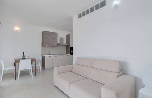 Golfo Aranci Apartment | Cormorani - Appartamento 12 Near the Beach with Sea View