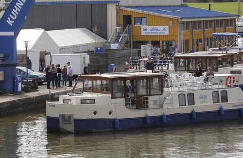 Niderviller Boat Rental | Cormorant 1280 - Kuhnle-Tours Niderviller