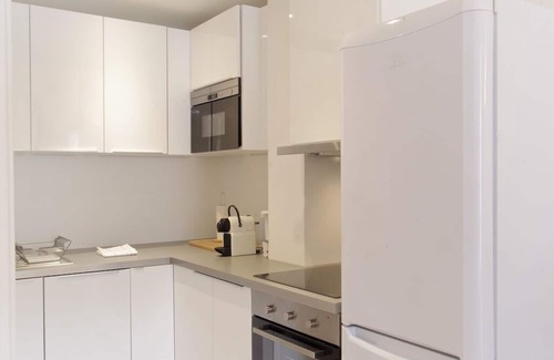 Grand Parc-Paul Doumer Apartment | Cornac - Apartment 72m2, with high ceilings and located on the 2nd floor