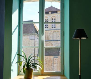 Saint-Yrieix-la-Perche Apartment | Cornanure - Characterful Studio in the Heart of the Medieval Town