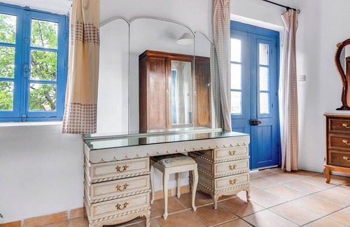 Arsos Apartment | Cornaro House - Cozy 2-bdr Apt w/ Shared Courtyard
