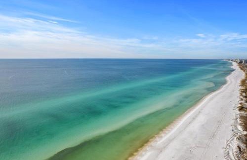 Crystal Beach House | Corner of Paradise Beach View Pool