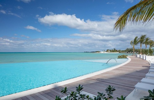 Nassau Resort | Corner Suite w/Ocean & Island Views - New Resort! - Spacious Private Balcony