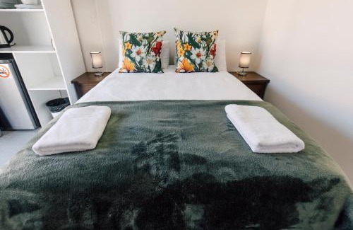 Panorama House | Cornerstone Guesthouse Drostdy