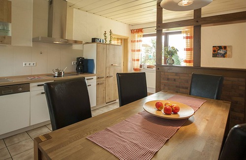 Medebach Apartment | Cornflower, 80 sqm, 2 bedrooms, balcony, max. 5 persons