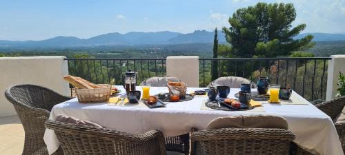 La Bouverie Bed & Breakfast | Corniche du Paradis