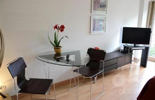 Balvanera Apartment | Corrientes y Riobamba