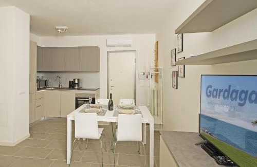 Toscolano Maderno Apartment | Corte Fasanella 31 - Gardagate