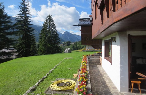 Cortina d'Ampezzo Ski Chalet | CORTINA AMAZING VIEW! LUXURY ROMANTIC CHALET 5MIN WALK to CENTER - SKI FACILITI
