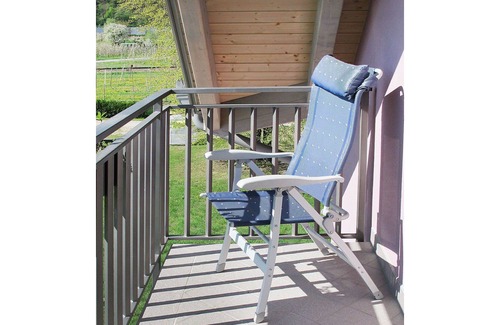 Caldonazzo Apartment | Cosy apartment for 5 people with WIFI, TV, patio, pets allowed, panoramic view and parking