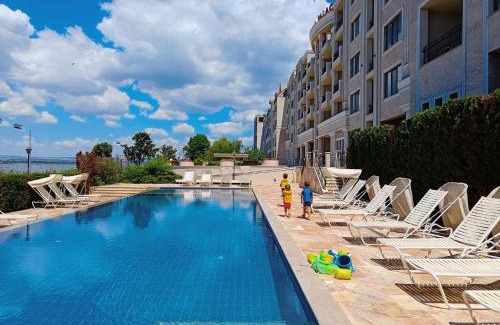 Pomorie Apartment | Cosher - Gardenia Palace Apt 10