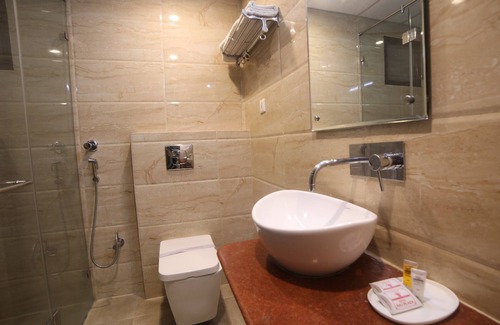 Shyam Nagar Hotel | Cosmos Raj Plaza Jaipur
