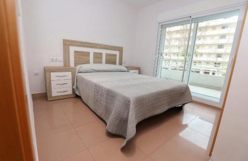 Salou City Centre Apartment | COSTA DAURADA APARTAMENTS - Royal 105 Luxe