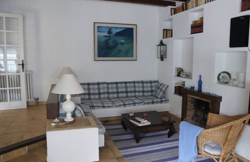 El Roc de Sant Gaieta Villa | Costa Dorada: Spacious villa for 8 pers., Private pool, 900m from the beach
