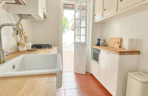 Costa de Caparica Villa | Costa Inn Beach House