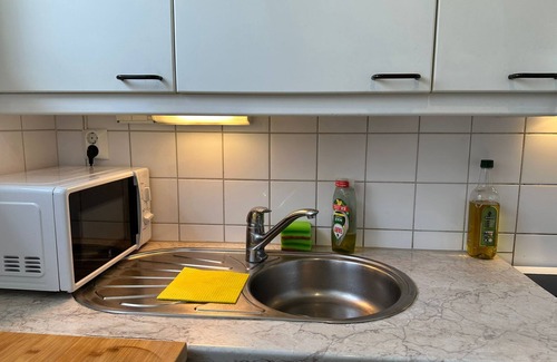 Itainen District Apartment | Costal Stay with Forest Views