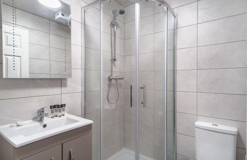 Blackburn Apartment | Cosy 1 Bed Apartment in Central Blackburn