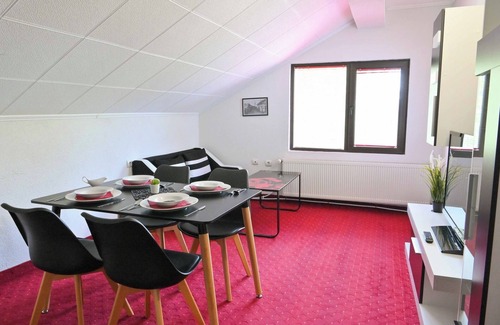 Shiligarnika Apartment | Cosy 1-bedroom apartment in ski resort Bansko with WiFi, terrace, and kitchen.