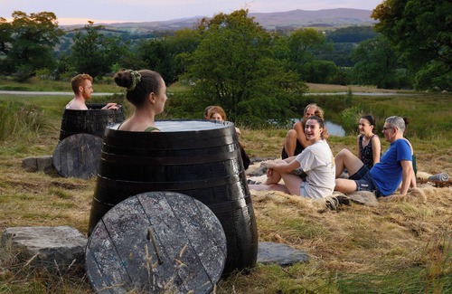 Skipton House | Cosy 1 bedroom lodge with access to leading wellness retreat