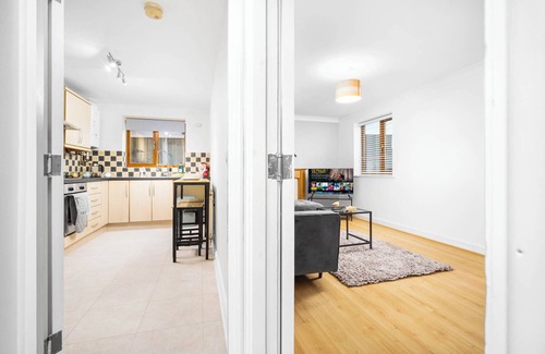 Oldbury Apartment | Cosy 2 bed Apt with free parking by Oldbury