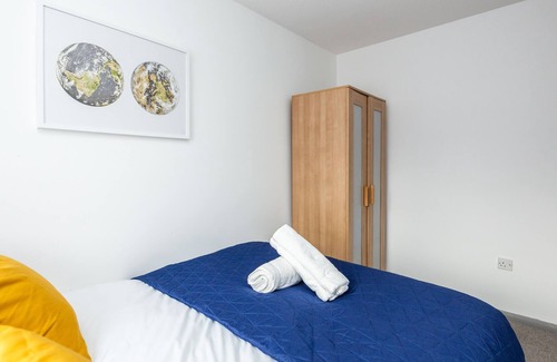 Becontree House | Cosy 2-Bed House! Dagenham! Free parking