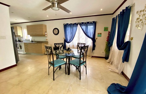 Derricks House | Cosy 2 Bed Townhome with pool in Fitts Village