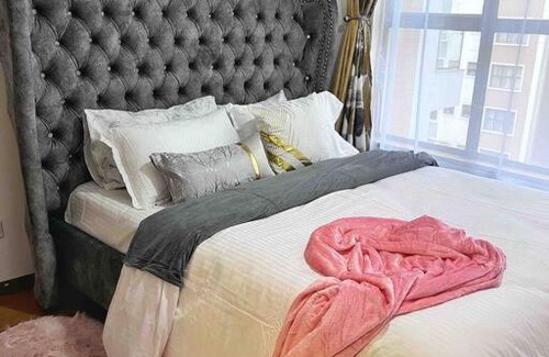 Ruaka Apartment | Cosy 2-bedroom Apartment. Free Parking on premise