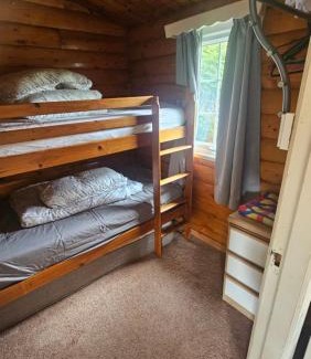 Bronaber Ski Chalet | Cosy 2 bedroom Log Cabin in Snowdonia Cabin151