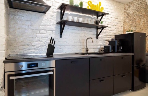 Neukoelln Apartment | Cosy 3 Bedroom Apartment - Self Check-In