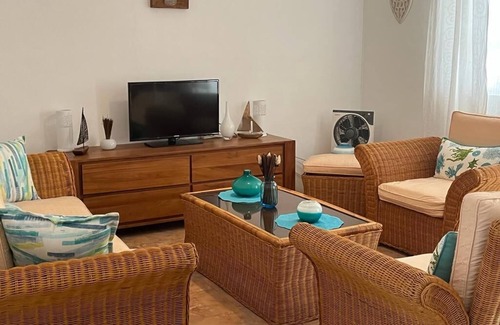 Trou aux Biches House | Cosy 3 bedrooms House close to beaches
