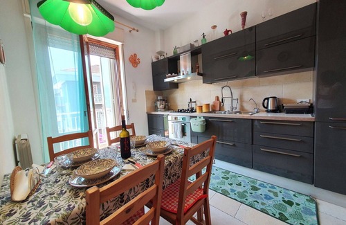 Archi Apartment | Cosy apartment for 4 guests with A/C, WIFI, TV and balcony