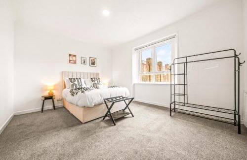 Glasgow Apartment | Cosy and Bright 3-Bedroom Flat