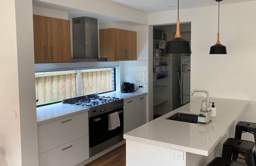 Warrnambool House | Cosy and Convenient!