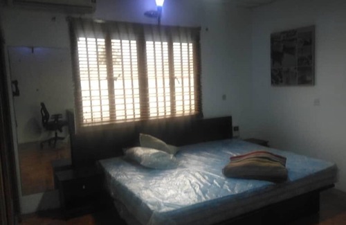 Surulere Apartment | Cosy and large apartment in Lagos, Nigeria