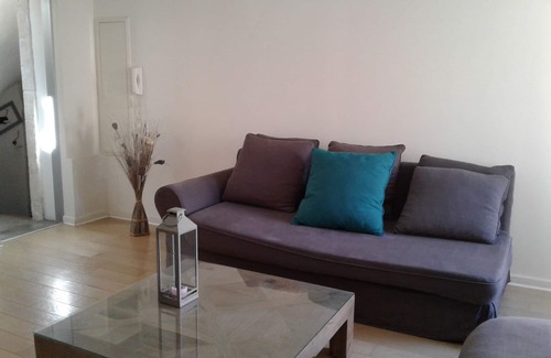Avignon City Centre Apartment | Cosy and very quiet duplex. 2 air-conditioned bedrooms in the heart of the old town.