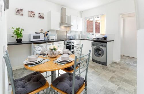 Anfield House | Cosy Anfield Guesthouse - FREE parking