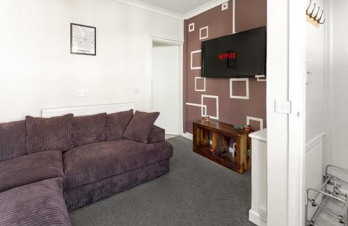 Anfield House | Cosy Anfield Guesthouse - FREE parking
