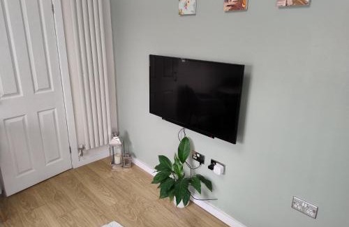 Guiseley Apartment | cosy annex close to leeds airport