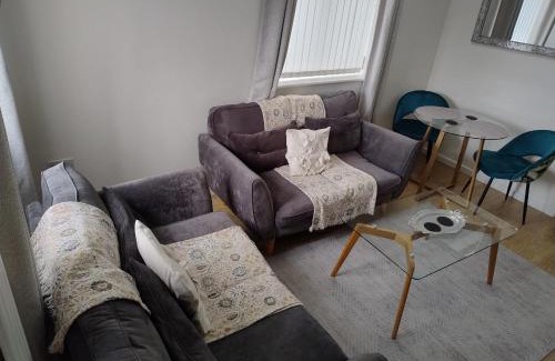 Guiseley Apartment | cosy annex close to leeds airport