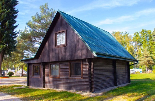 Hradec Kralove House | Cosy apartment in villa for 12 people with WIFI, TV, patio and pets allowed