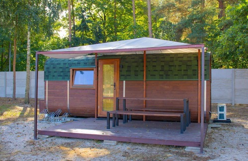 Hradec Kralove House | Cosy apartment in villa for 4 people with A/C, WIFI, TV, patio and pets allowed