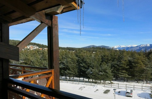 Pyrenees 2000 Apartment | Cosy apartment for 4 guests with WIFI, TV, terrace and parking