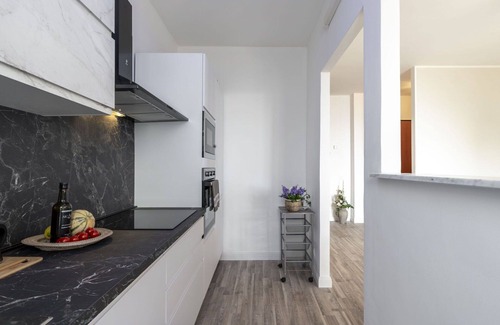 Santo Stefano al Mare Apartment | Cosy apartment for 4 guests with pool, WIFI, A/C, TV and balcony