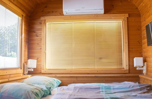 Hradec Kralove House | Cosy apartment in villa for 4 people with WIFI, A/C, TV, patio, pets allowed and parking