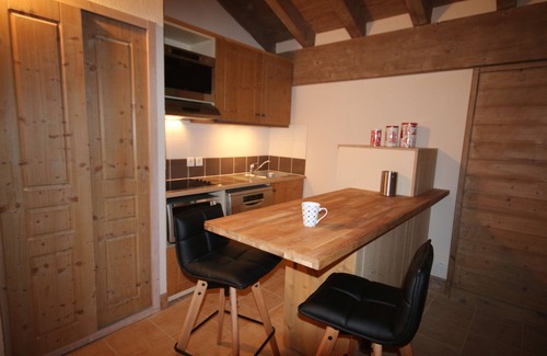 Bellentre Apartment | Cosy apartment 6/8 * in CHALET - Superb VIEW and SWIMMING POOL - 200 M FROM THE SLOPES
