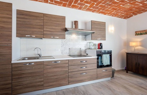 Costigliole d'Asti Apartment | Cosy apartment for 2 people with WIFI, pool, A/C, TV and patio