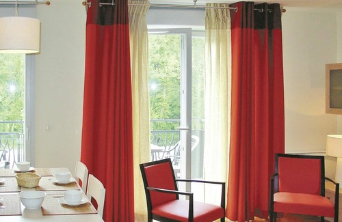 Divonne-les-Bains Apartment | Cosy apartment for 4 guests with hot tub, pool, WIFI, A/C, TV, terrace, pets allowed and parking
