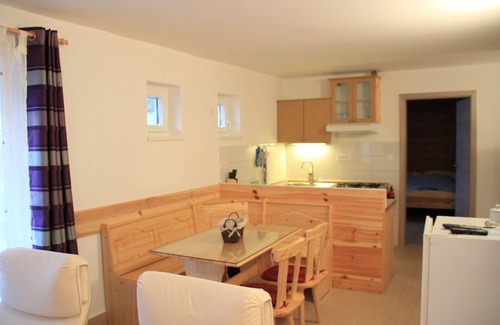 Bohinjska Bistrica Apartment | Cosy apartment in Bohinjska Bistrica with balcony